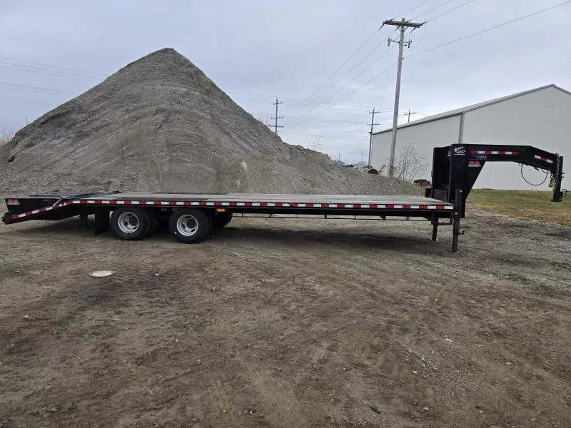 used Equipment / Flatbed Trailers Behnke  for sale, in Wakefield, NE Thumbnail 4