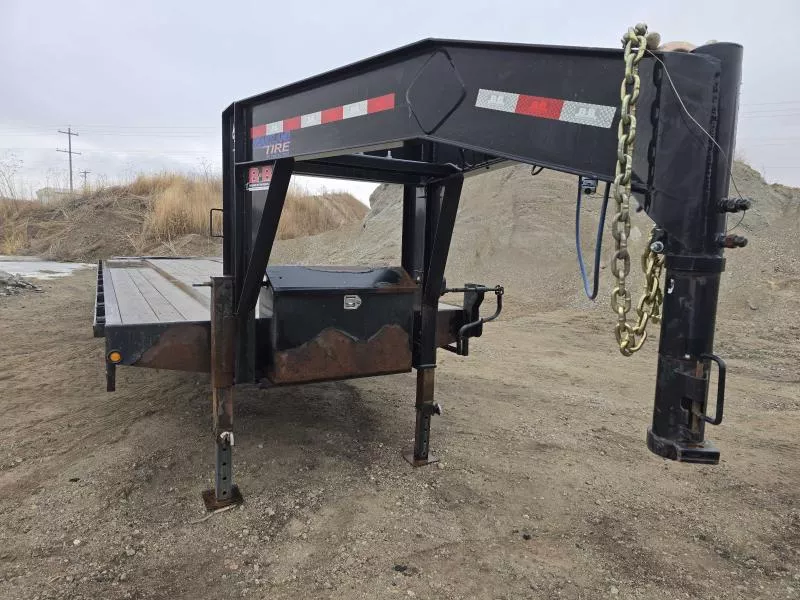 used Equipment / Flatbed Trailers Behnke  for sale, in Wakefield, NE Thumbnail 2