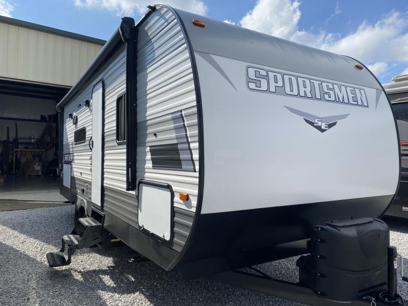 2022 KZ Sportsmen SE SPORTSMEN SE 231BHKSE Travel Trailer 2022 KZ Sportsmen SE SPORTSMEN SE 231BHKSE Travel Trailer