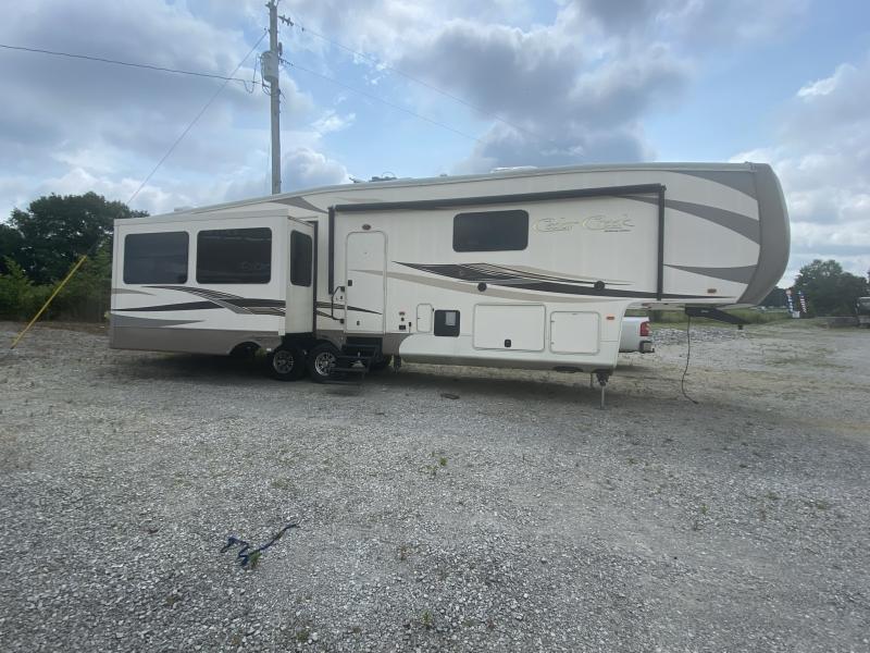 2016 Forest River CEDAR CREEK HATHAWAY EDITION 38FB2 Fifth Wheel Campers 2016 Forest River CEDAR CREEK HATHAWAY EDITION 38FB2 Fifth Wheel Campers