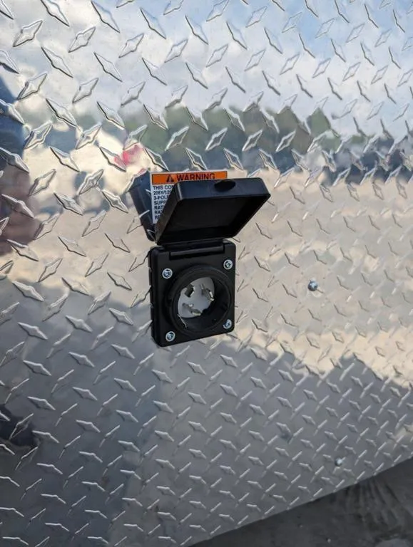 new Cargo (Enclosed) Trailers Continental Cargo  for sale, in Saint Cloud, FL Thumbnail 3