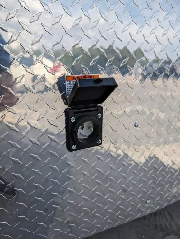 new Cargo (Enclosed) Trailers Continental Cargo  for sale, in Saint Cloud, FL Thumbnail 3