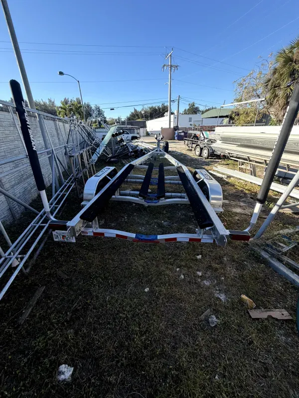 AmeraTrail AM2426TMB, Boat Trailer, Dual Axle, Disc Brakes