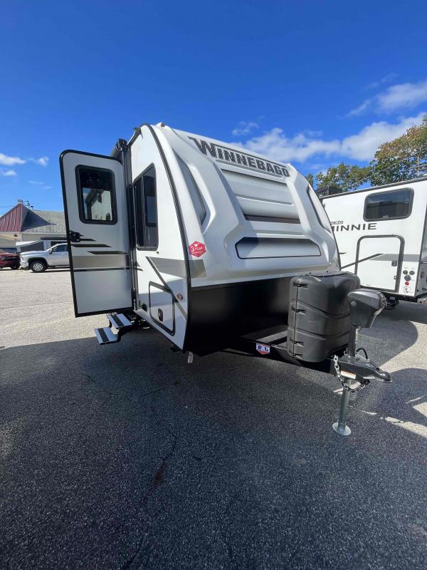 2022 Winnebago 1800BH Micro Minnie Travel Trailer 2022 Winnebago 1800BH Micro Minnie Travel Trailer