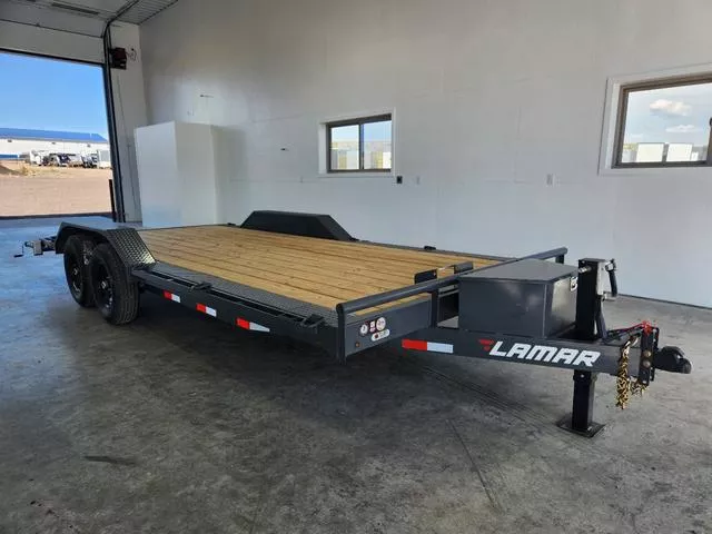 2025 Lamar Trailers Trailer 