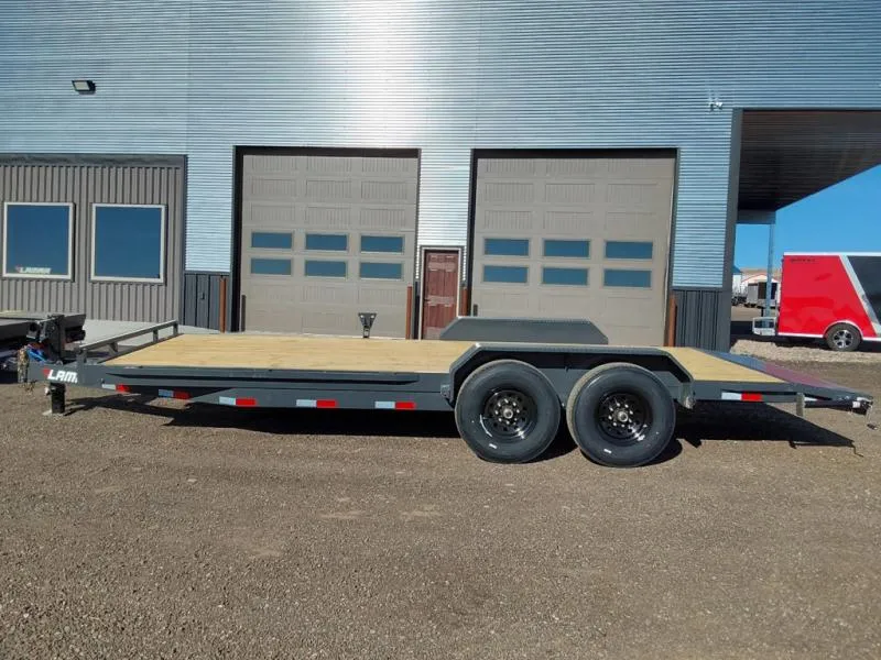 2025 Lamar Trailers Trailer