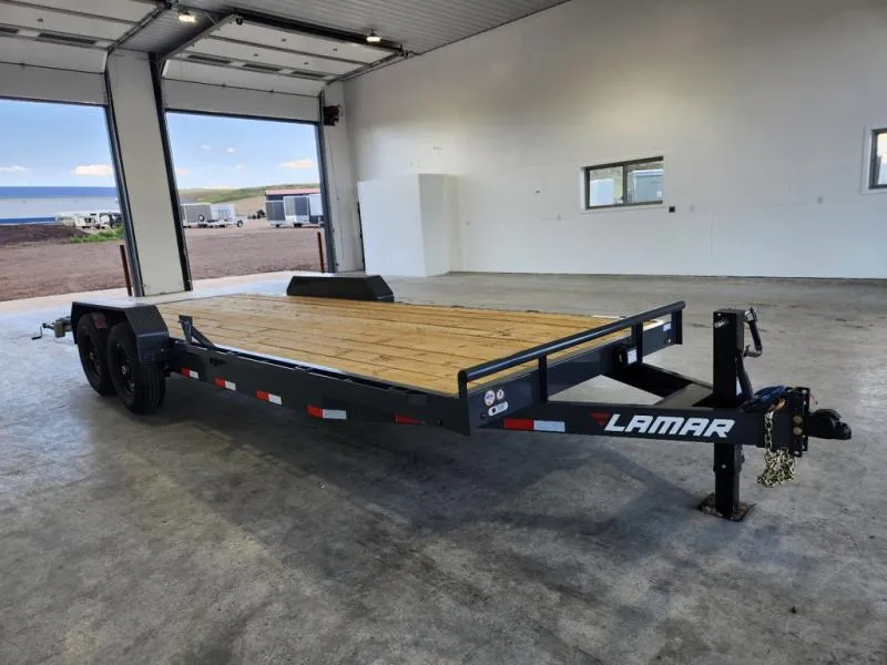2025 Lamar Trailers Trailer 