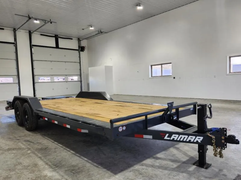 2025 Lamar Trailers Trailer 