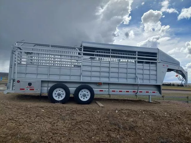 2023 GR Gooseneck Half-Top Stock Trailer  20'  14K