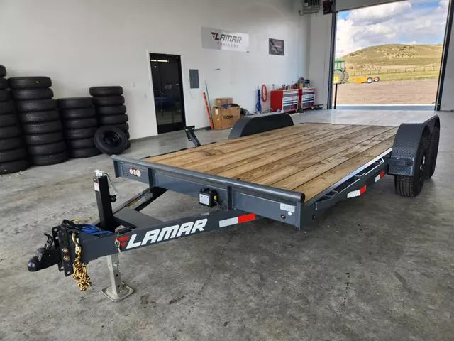 2026 Lamar Trailers Trailer 