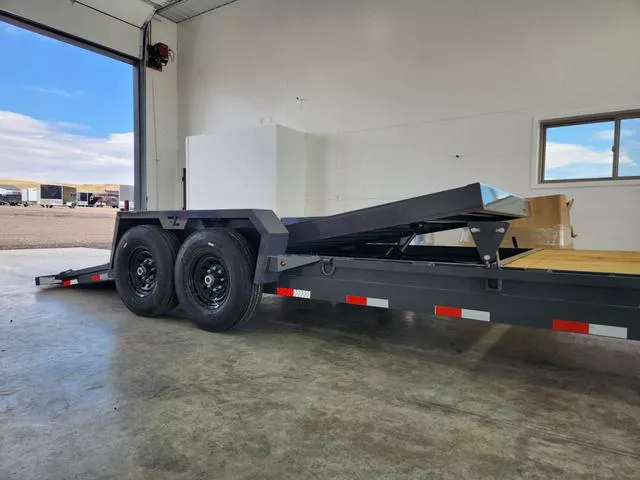 new Equipment / Flatbed Trailers Lamar Trailers  for sale, in Great Falls, MT Thumbnail 4