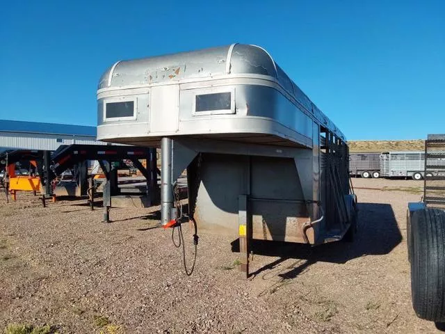 2009  Stock Trailer 16'