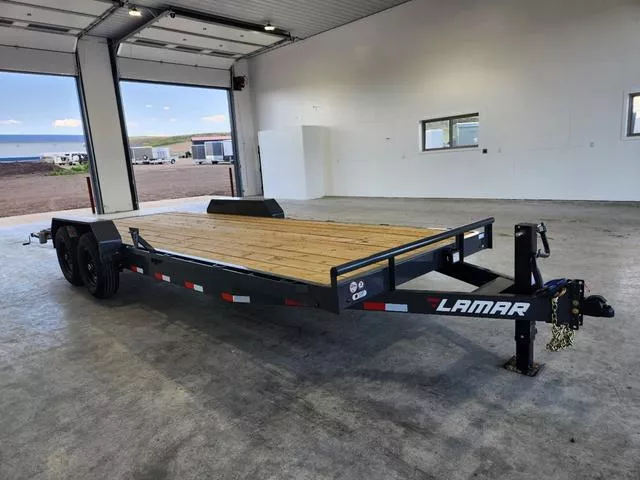 2025 Lamar Trailers Trailer 