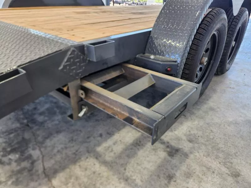 new Car Haulers / Racing Trailers Lamar Trailers  for sale, in Great Falls, MT Thumbnail 4