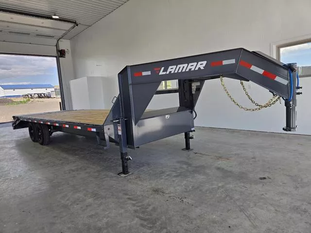 2025 Lamar Trailers Trailer 