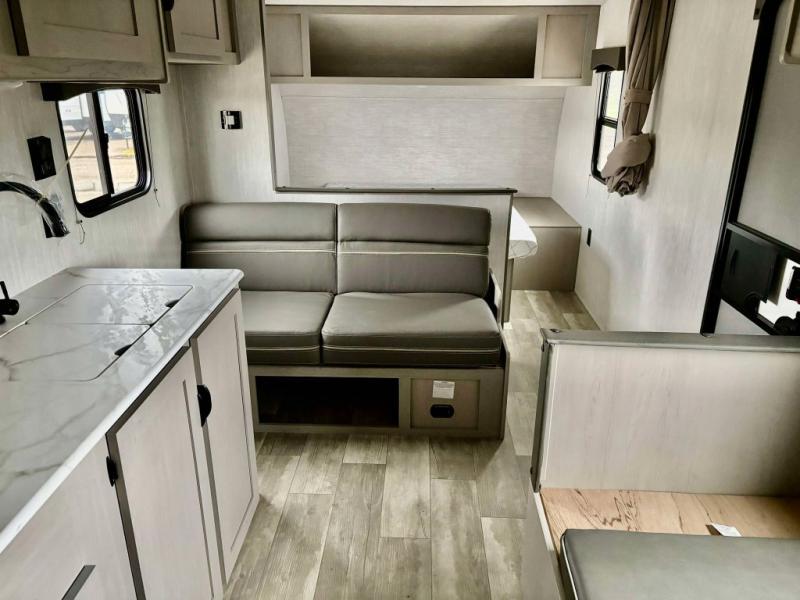 new Travel Trailers Coachmen Clipper for sale, in La Feria, TX Thumbnail 7
