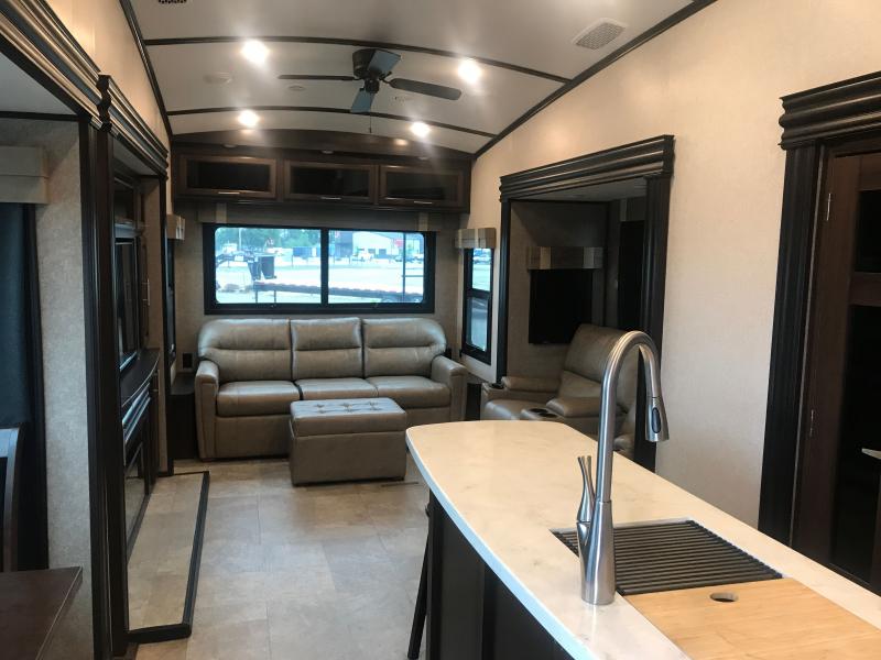 used Fifth Wheel Trailers Jayco North Point for sale, in Laurel, MT Thumbnail 19