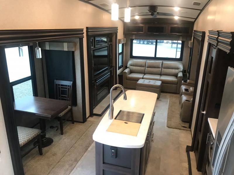 used Fifth Wheel Trailers Jayco North Point for sale, in Laurel, MT Thumbnail 11