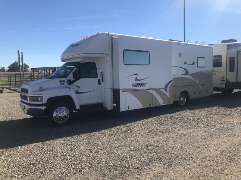 2008 Bigfoot RV Bigfoot M-32 ST Class C RV 2008 Bigfoot RV Bigfoot M-32 ST Class C RV