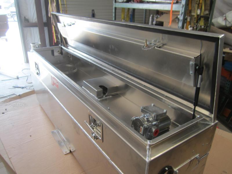 2016 Other 40FMTTS Other FUEL TANK AND TOOL BOX Bronco Trailer