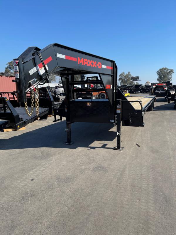 2022 MAXXD LDX10240 Flatbed Trailer 2022 MAXXD LDX10240 Flatbed Trailer