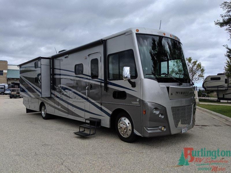 2016 Winnebago VISTA 35B 2016 Winnebago VISTA 35B