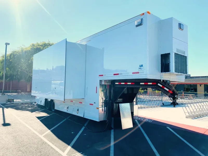 used Office / Fiber Optic Trailers Other  for sale, in Los Angeles, CA Thumbnail 5