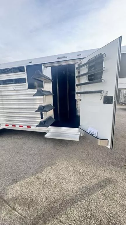new Horse Trailers 4-Star Trailers  for sale, in San Angelo, TX Thumbnail 2