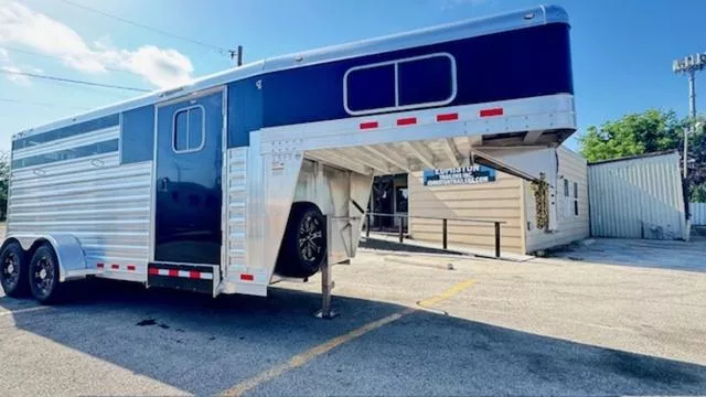 2026 4 Star Trailers 4S 3Horse Stock Combo 26