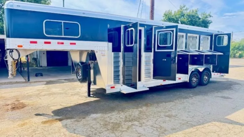 new Horse Trailers 4-Star Trailers  for sale, in San Angelo, TX Thumbnail 6