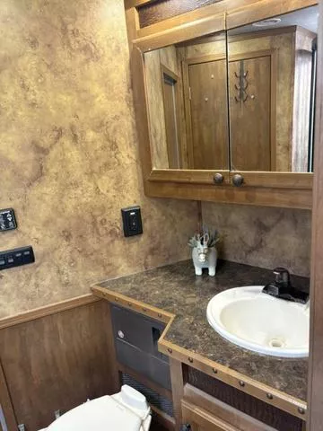 used Horse Trailers Lakota  for sale, in San Angelo, TX Thumbnail 12