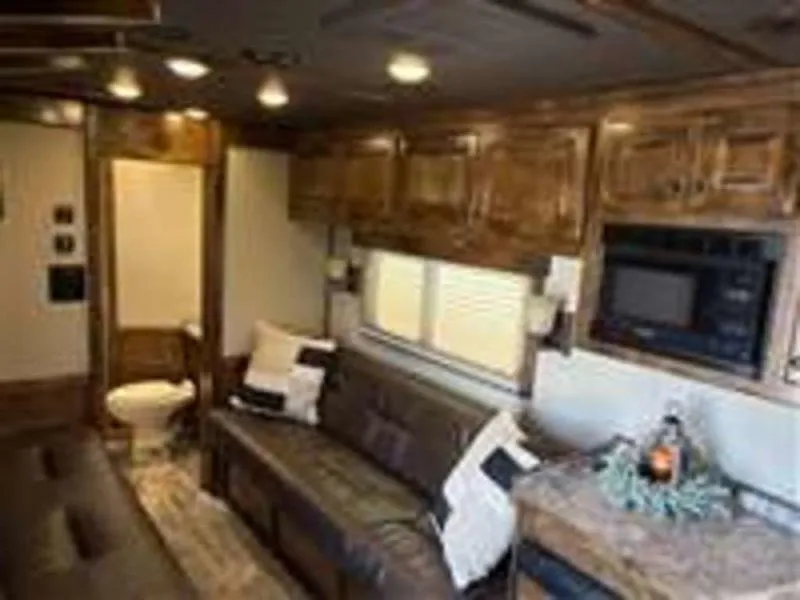 used Horse Trailers 4-Star Trailers  for sale, in San Angelo, TX Thumbnail 14