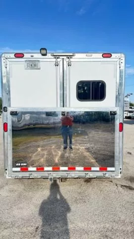 used Horse Trailers Cimarron Trailers  for sale, in San Angelo, TX Thumbnail 5