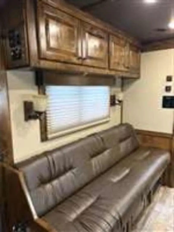 used Horse Trailers 4-Star Trailers  for sale, in San Angelo, TX Thumbnail 13