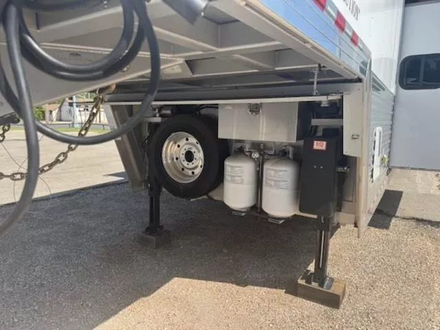 used Horse Trailers Bloomer  for sale, in San Angelo, TX Thumbnail 5