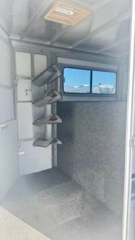 used Horse Trailers Sundowner Trailers  for sale, in San Angelo, TX Thumbnail 6