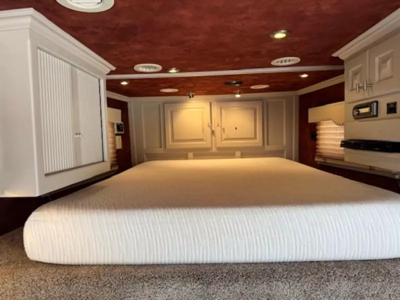 used Horse Trailers Platinum Coach  for sale, in San Angelo, TX Thumbnail 8