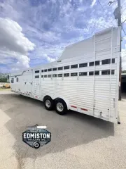 used Utility Trailers SMC Horse Trailers  for sale, in San Angelo, TX Thumbnail 2