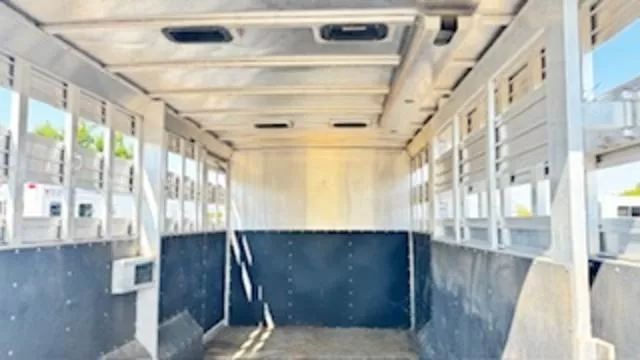 used Horse Trailers Twister  for sale, in San Angelo, TX Thumbnail 7
