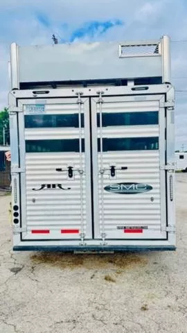 used Horse Trailers SMC Horse Trailers  for sale, in San Angelo, TX Thumbnail 3