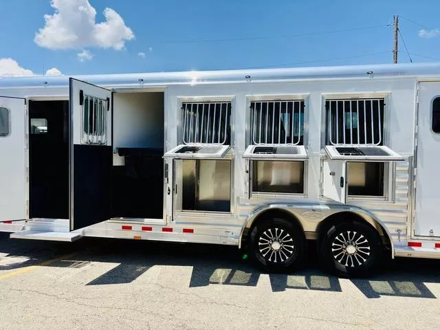 new Horse Trailers 4-Star Trailers  for sale, in San Angelo, TX Thumbnail 4
