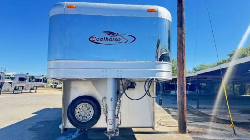 used Horse Trailers Platinum Coach  for sale, in San Angelo, TX Thumbnail 2