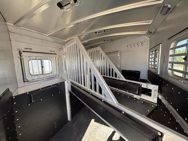 used Horse Trailers Platinum Coach  for sale, in San Angelo, TX Thumbnail 5