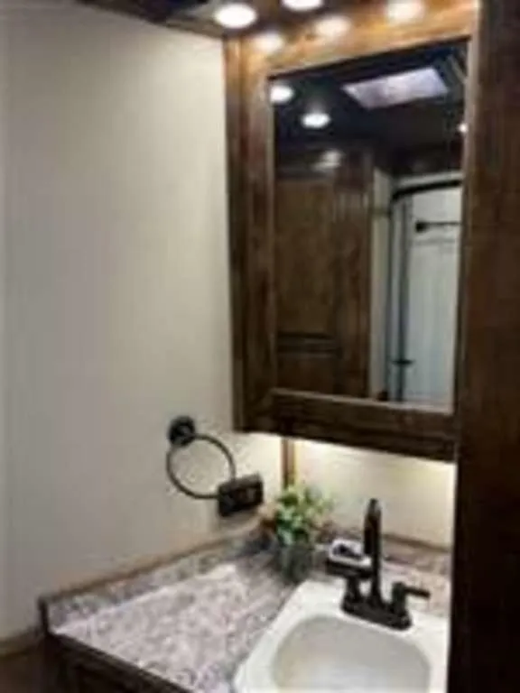 used Horse Trailers 4-Star Trailers  for sale, in San Angelo, TX Thumbnail 10