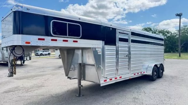 new Horse Trailers 4-Star Trailers  for sale, in San Angelo, TX Thumbnail 2