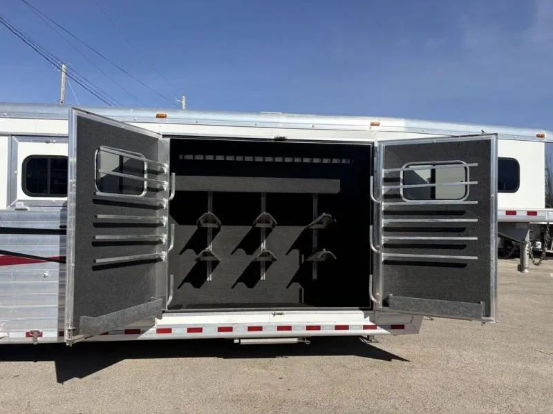 used Horse Trailers Hart Trailers  for sale, in San Angelo, TX Thumbnail 4