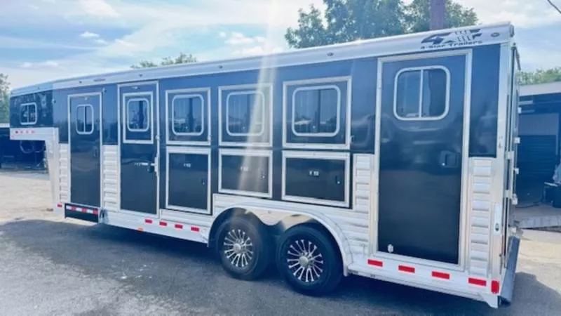new Horse Trailers 4-Star Trailers  for sale, in San Angelo, TX Thumbnail 5