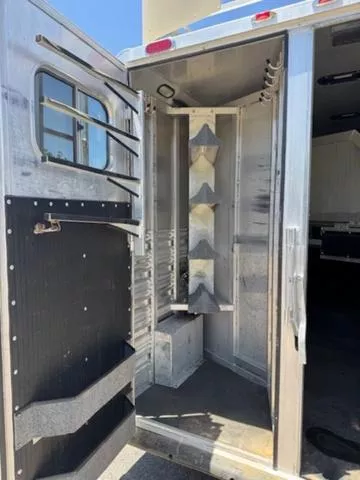 used Horse Trailers Platinum Coach  for sale, in San Angelo, TX Thumbnail 6