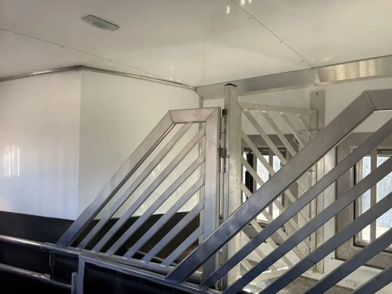 used Horse Trailers Bloomer  for sale, in San Angelo, TX Thumbnail 6