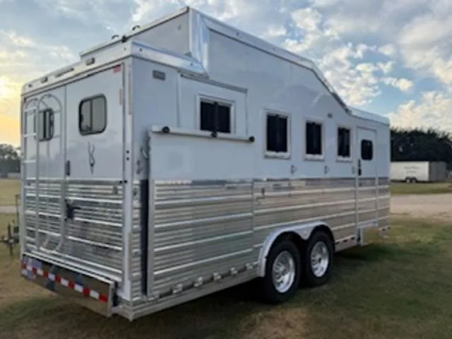 used Horse Trailers Bloomer  for sale, in San Angelo, TX Thumbnail 3